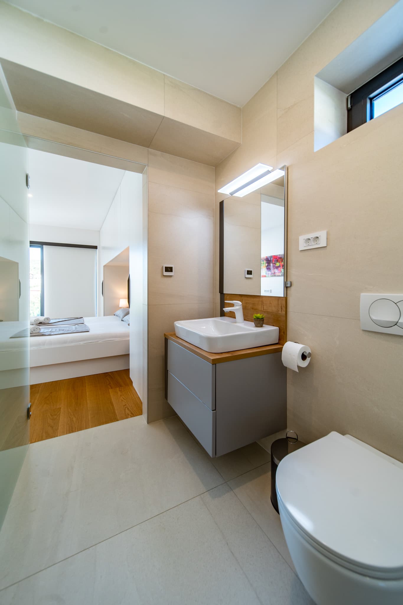 Apartment 1 — Zweites Badezimmer