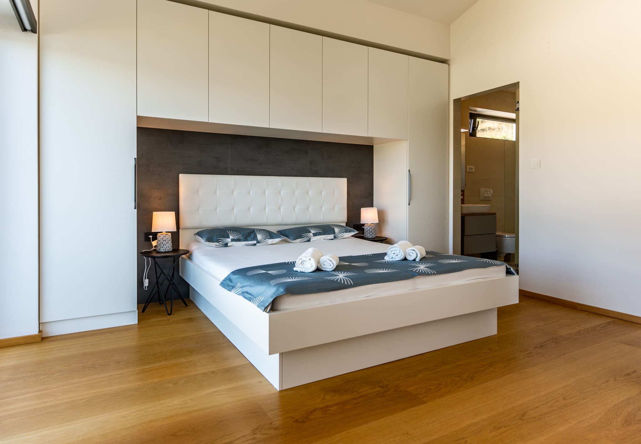 Penthouse Apartment — Schlafzimmer